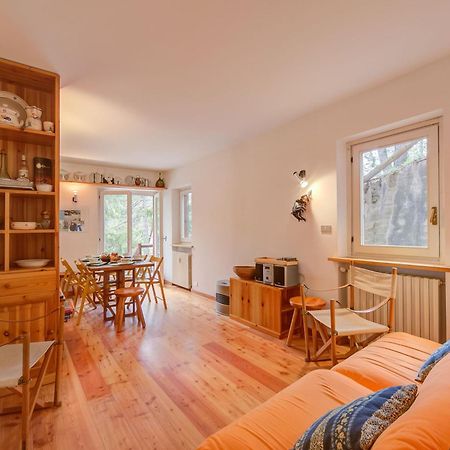Appartamento La Marmotta Mountain Retreat - Happy Rentals Claviere Eksteriør bilde