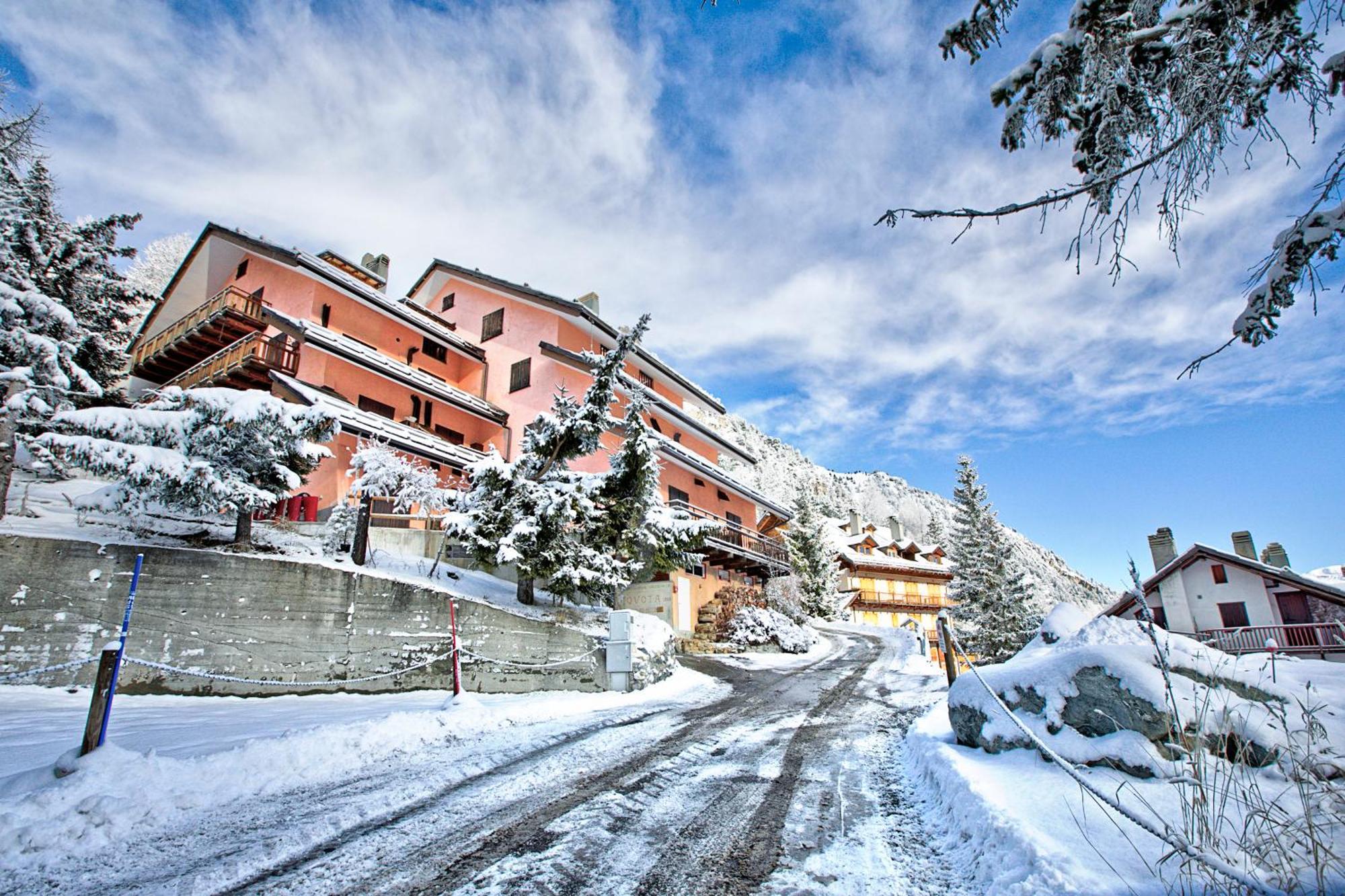 Appartamento La Marmotta Mountain Retreat - Happy Rentals Claviere Eksteriør bilde